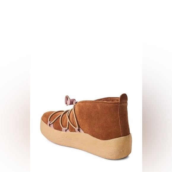 NWT FREE PEOPLE  Snowdrop Genuine Shearling Boots - Burnt Caramel Suede
$168MSRP - Picture 2 of 5